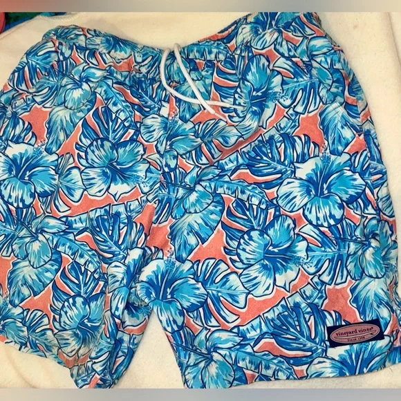Vineyard Vines Chappy Swim Trunks small lined 7” - Picture 3 of 5